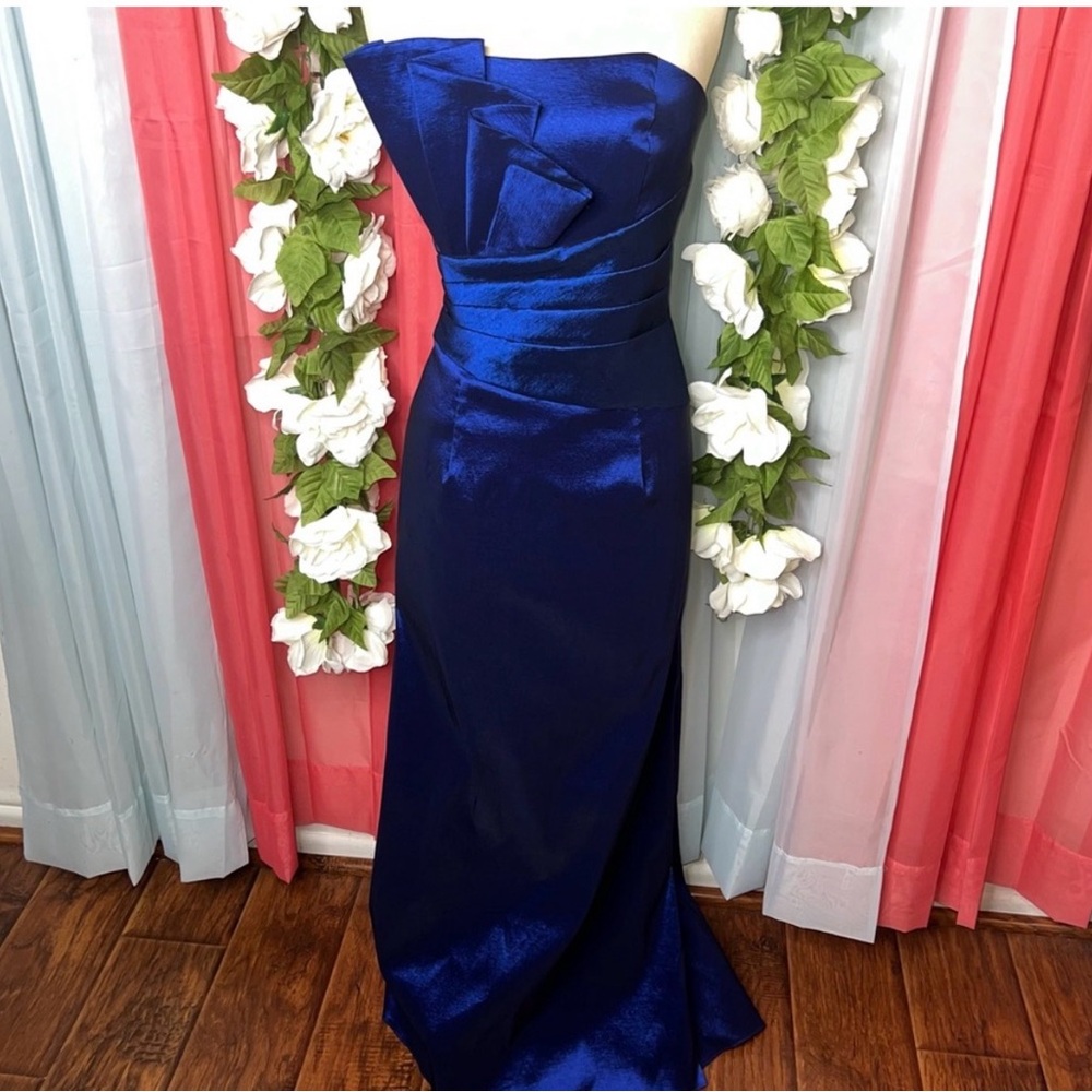 Jessica McClintock Royal Blue Strapless Satin Maxi Gown